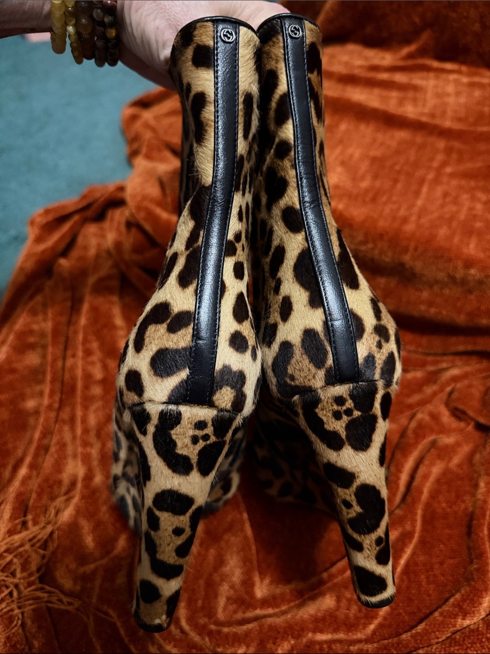 Gucci | Leopard Print Wedge Ankle Boots in Black and Brown Calf Hair | 38 - Picture 6 of 12